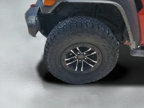 Used 2024 Jeep Wrangler Unlimited Rubicon w/ XTREMEE 35" Tire Package AWD/4WD image 26