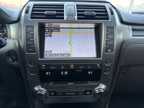 Used 2018 Lexus GX 460 image 27
