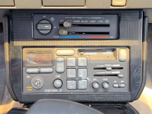 Used 1989 Pontiac Firebird Coupe RWD image 22
