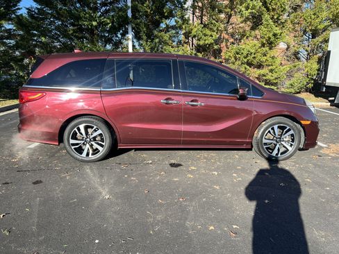 Used 2019 Honda Odyssey Elite image 11