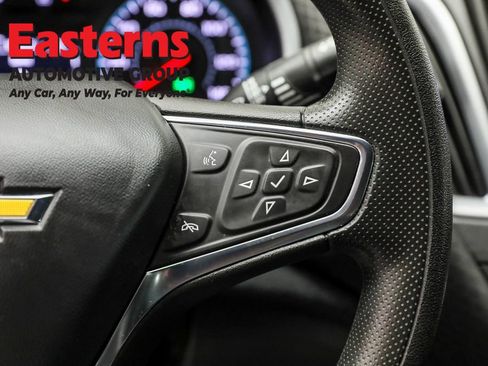 Used 2023 Chevrolet Malibu LT image 16