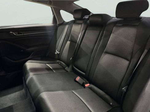 Used 2020 Honda Accord EX image 40