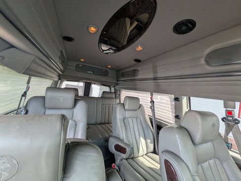 Used 2011 Chevrolet Express 3500 LT w/ LT Preferred Equipment Group image 29