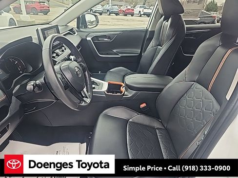 Used 2024 Toyota RAV4 Adventure image 10