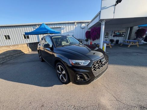 Used 2023 Audi Q5 2.0T Premium Plus w/ Premium Plus Package AWD/4WD image 7