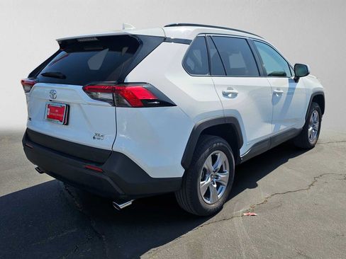 Certified 2025 Toyota RAV4 XLE AWD/4WD image 3