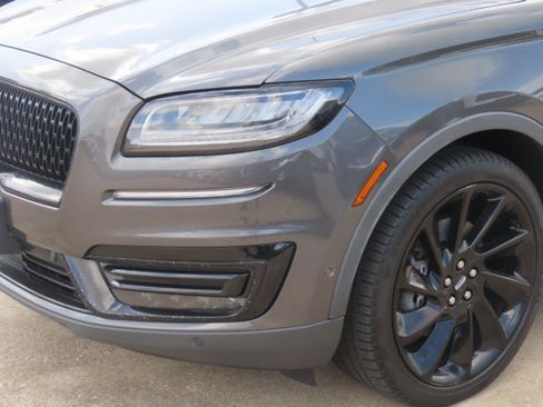 Used 2020 Lincoln Nautilus Reserve w/ Equipment Group 201A FWD image 3