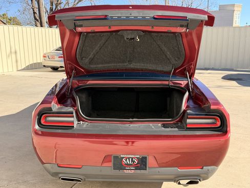 Used 2019 Dodge Challenger SXT w/ Plus Package image 18