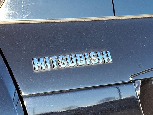 Used 2018 Mitsubishi Eclipse Cross LE image 29