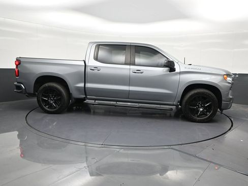 Used 2023 Chevrolet Silverado 1500 RST RWD image 7