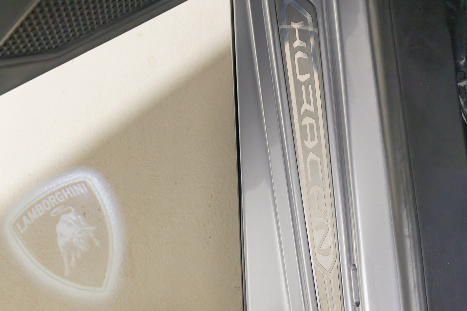 Used 2023 Lamborghini Huracan EVO RWD image 26