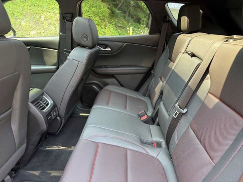 Certified 2025 Chevrolet Blazer RS w/ Driver Confidence II Package AWD/4WD image 26