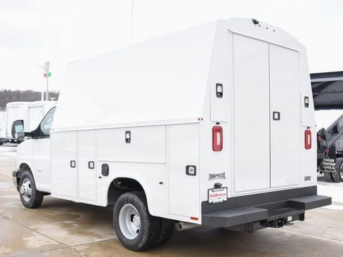 New 2025 Chevrolet Express 3500 w/ Power Convenience Package RWD image 5
