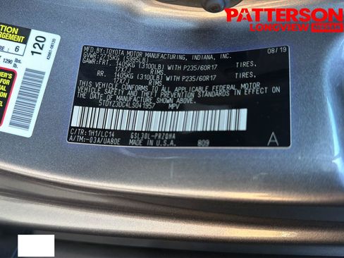 Used 2020 Toyota Sienna XLE w/ XLE Navigation Package FWD image 26