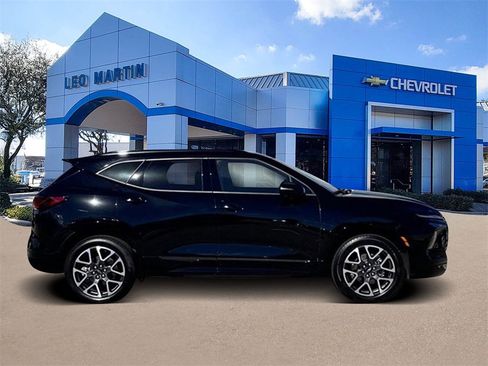 Used 2025 Chevrolet Blazer RS image 4