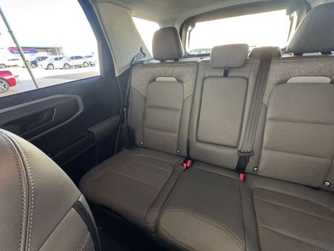 Used 2025 Ford Bronco Sport Badlands image 40