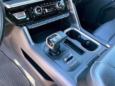 Used 2023 GMC Sierra 1500 Denali image 13