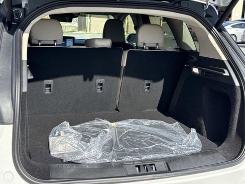 New 2026 Lincoln Corsair Premiere image 12