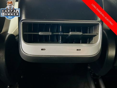 Used 2024 Tesla Model Y Long Range AWD/4WD image 25