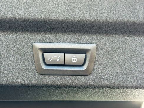 Certified 2025 BMW X2 xDrive28i w/ Convenience Package image 14