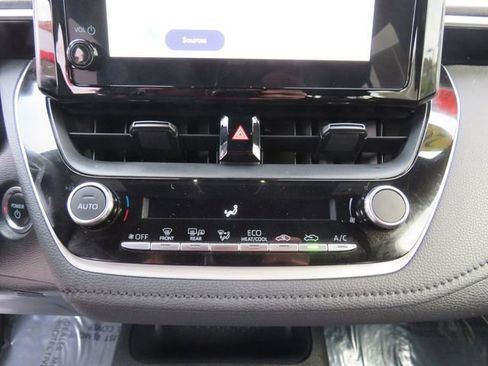 Used 2024 Toyota Corolla SE image 26