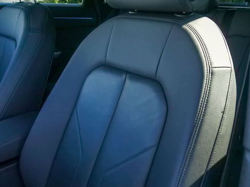 Used 2023 Audi Q3 2.0T Premium Plus w/ Premium Plus Package image 17