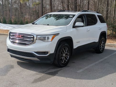 Used 2017 GMC Acadia SLT image 7