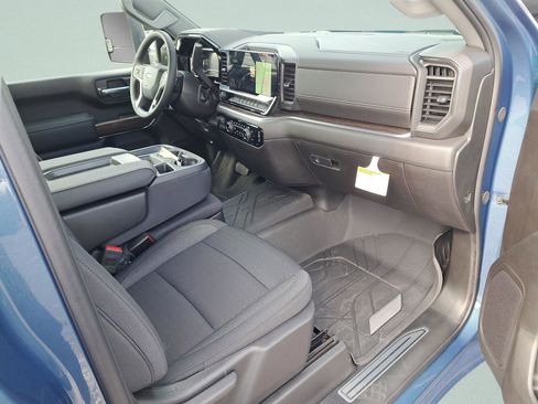 New 2025 Chevrolet Silverado 2500 LT image 12