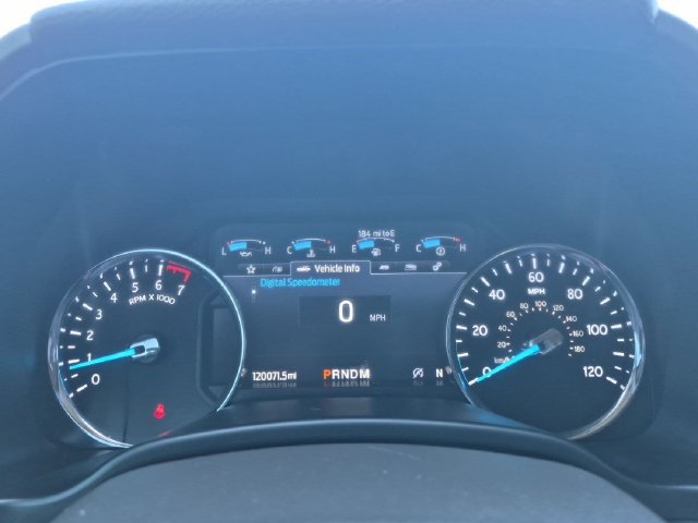 Used 2020 Ford Expedition XLT w/ Equipment Group 202A AWD/4WD image 31