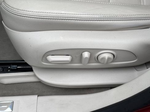 Used 2020 GMC Acadia Denali w/ Technology Package image 19