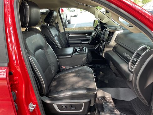 Used 2019 RAM 1500 Laramie AWD/4WD image 13
