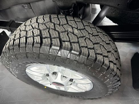 Used 2023 GMC Sierra 2500 Pro w/ Gooseneck/5TH Wheel Package AWD/4WD image 28