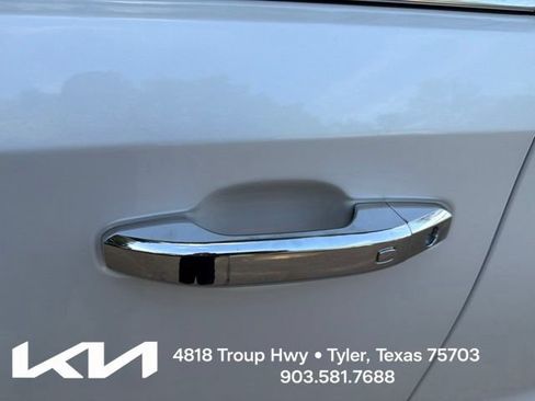 Used 2019 GMC Sierra 1500 Denali w/ Denali Ultimate Package AWD/4WD image 6