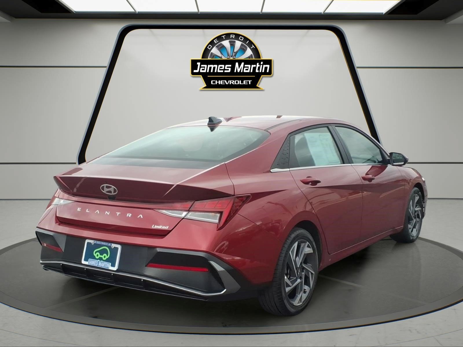 Used 2025 Hyundai Elantra Limited FWD image 4