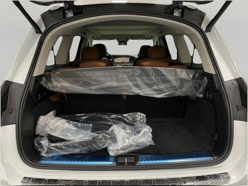 New 2026 Mercedes-Benz GLS 450 4MATIC image 6