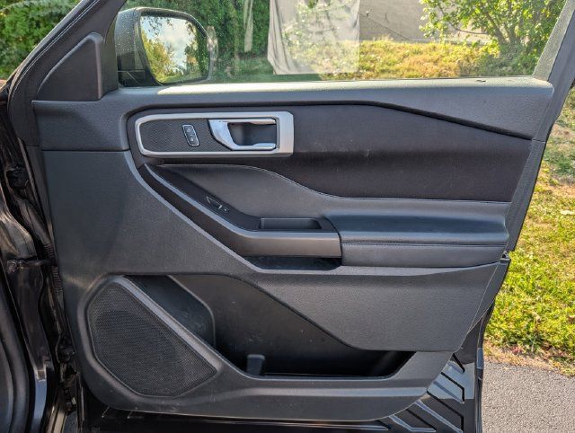 Used 2020 Ford Explorer XLT RWD image 36
