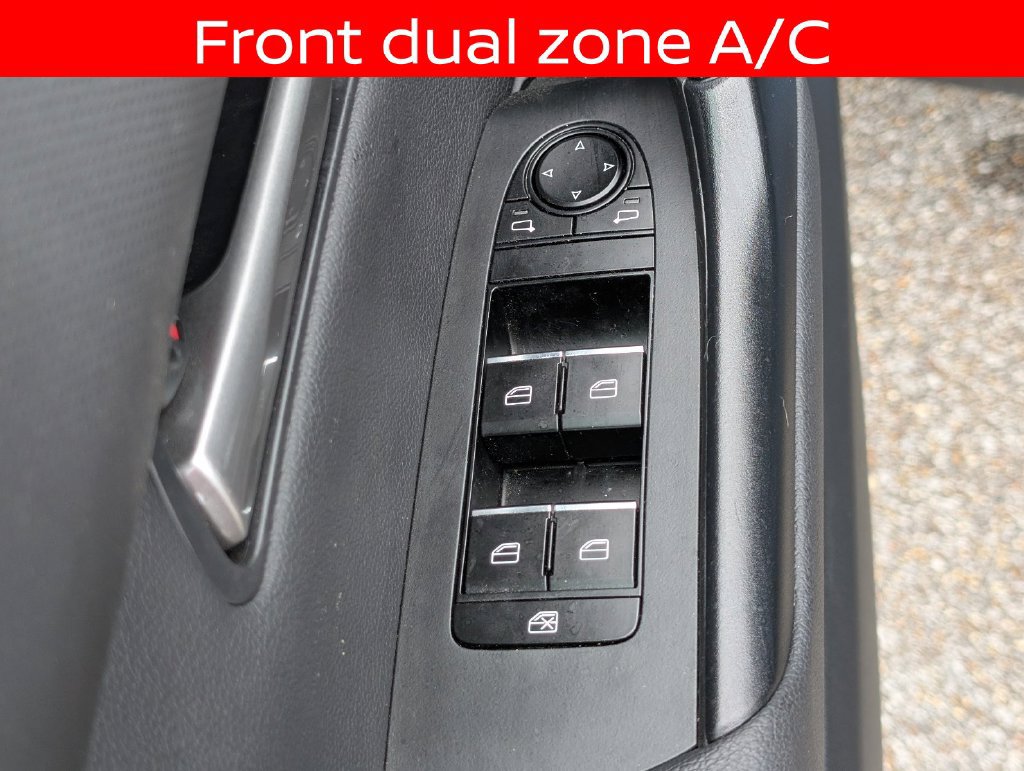 Used 2025 MAZDA CX-50 AWD 2.5 S w/ Preferred Package image 16