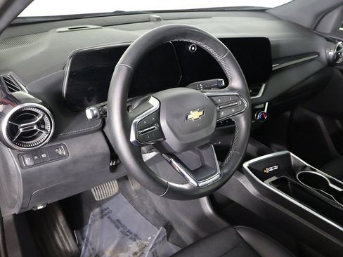 Used 2025 Chevrolet Equinox LT w/ Convenience Package II image 23