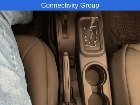 Used 2015 Jeep Wrangler Sport image 8