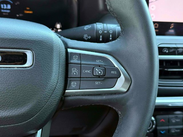 Certified 2023 Jeep Compass High Altitude AWD/4WD image 23
