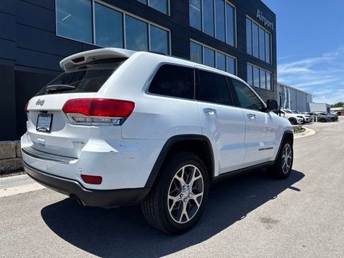 Used 2019 Jeep Grand Cherokee Limited w/ Luxury Group II AWD/4WD image 4