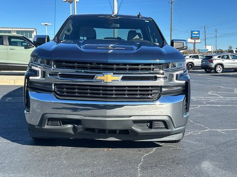 Used 2021 Chevrolet Silverado 1500 LT image 2