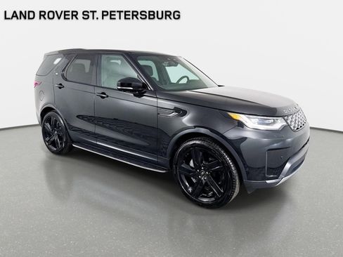 Used 2026 Land Rover Discovery S AWD/4WD image 3