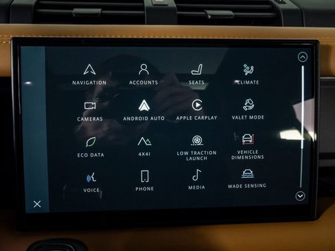 Used 2023 Land Rover Defender 110 X AWD/4WD image 16