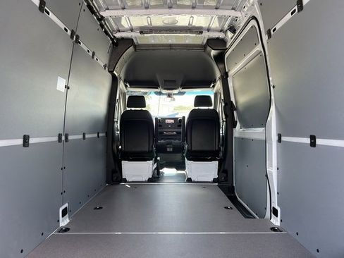 New 2023 Mercedes-Benz Sprinter 2500 image 7