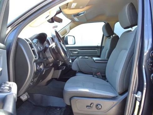 Used 2020 RAM 1500 Big Horn AWD/4WD image 10