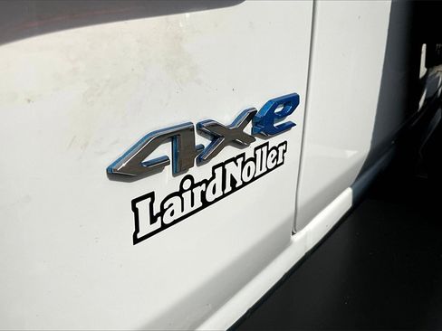 Used 2022 Jeep Wrangler Unlimited Sahara w/ Cold Weather Group image 8