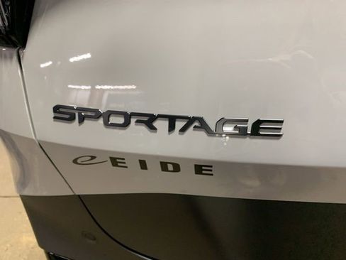 New 2026 Kia Sportage X-Line w/ X-Line Technology Package image 16