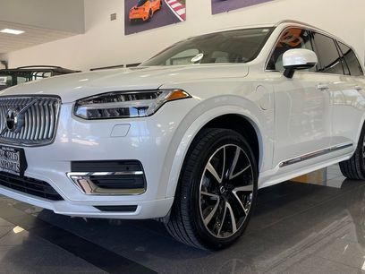 Used 2022 Volvo XC90 T8 Inscription Expression w/ Climate Package