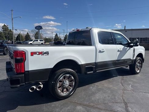 Used 2024 Ford F250 King Ranch w/ FX4 Off-Road Package image 5